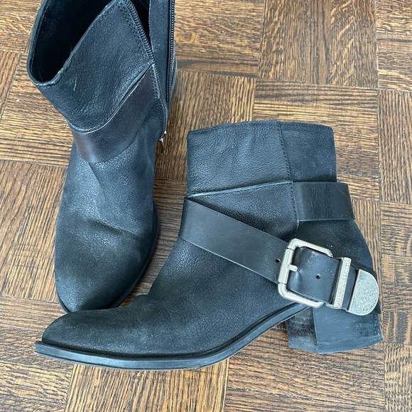 Vince Camuto Black Boots - Picture 1 of 9
